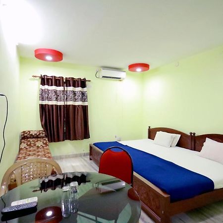Arackal Tourist Home Tripunithura Extérieur photo