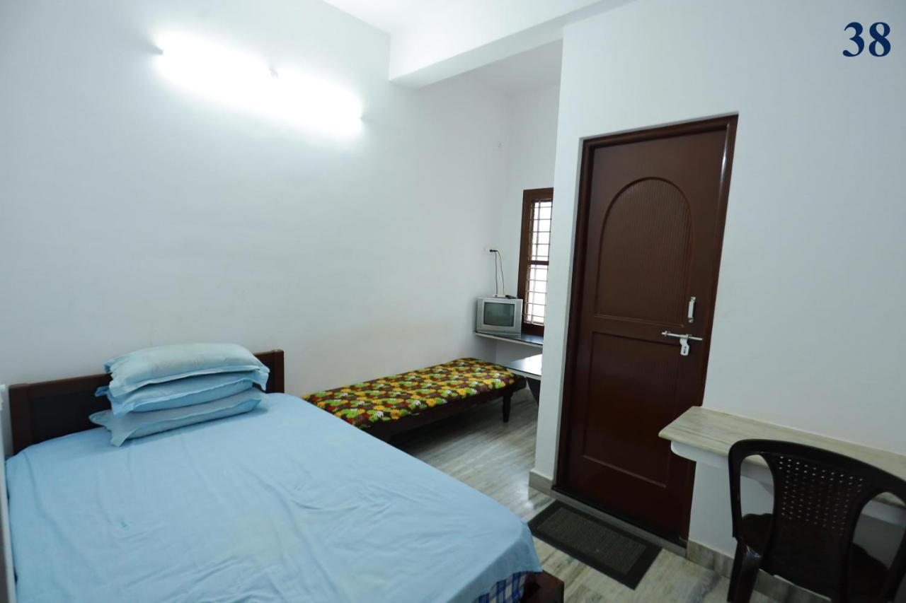 Arackal Tourist Home Tripunithura Extérieur photo