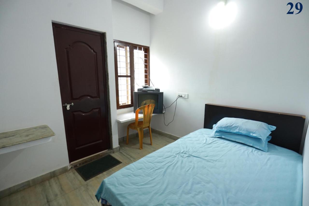 Arackal Tourist Home Tripunithura Extérieur photo