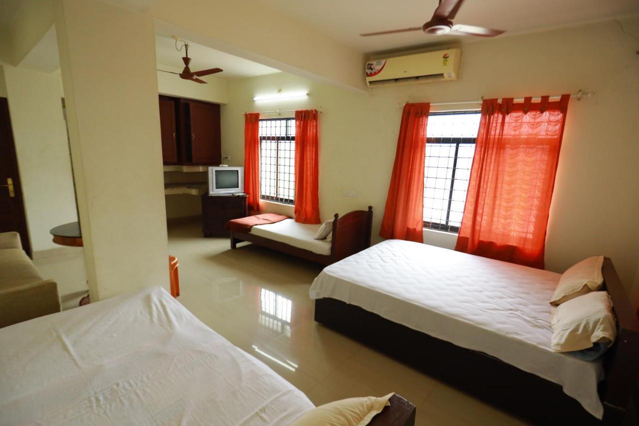 Arackal Tourist Home Tripunithura Extérieur photo